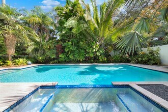 1107 NE 118th St in Biscayne Park, FL - Building Photo - Building Photo