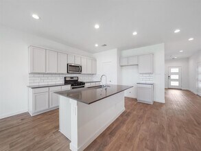 14206 Wonder Lake Ln in Shenandoah, TX - Building Photo - Building Photo