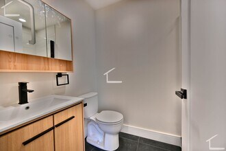 18 Winchester St in Boston, MA - Building Photo - Building Photo