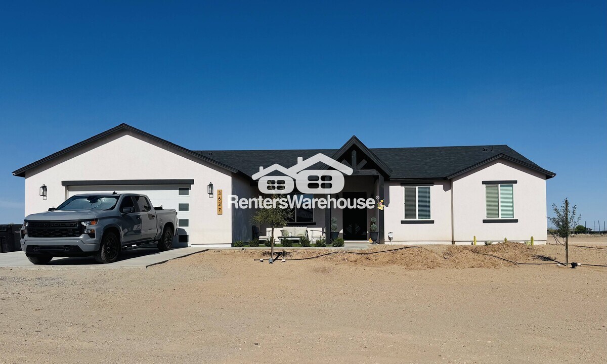 3627 N 372nd Ln in Tonopah, AZ - Building Photo