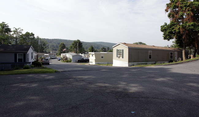 Gilly's Mobile Home Park in Allentown, PA - Building Photo - Building Photo