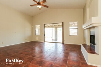 8229 N Sombrero Point Dr in Tucson, AZ - Building Photo - Building Photo