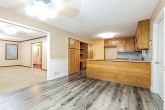 5947 Chalice Way in Rex, GA - Foto de edificio - Building Photo