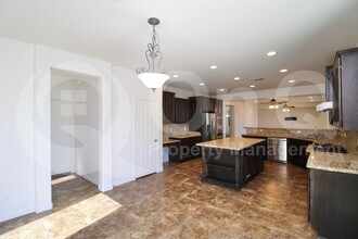 3929 E Tonto Pl in Chandler, AZ - Building Photo - Building Photo