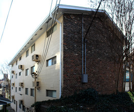 Highland Terrace Apartments Building #3 in Knoxville, TN - Building Photo - Building Photo