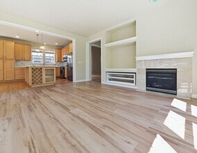 13123 NE 139th Ct in Kirkland, WA - Building Photo - Building Photo