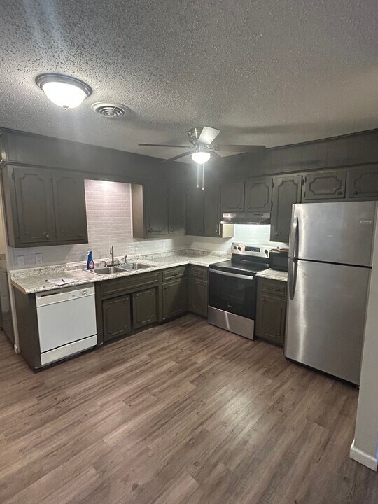 3609 Barry Ave in Fort Smith, AR - Building Photo