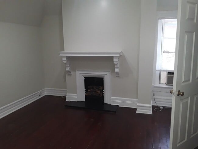 property at 1430 S 4th St