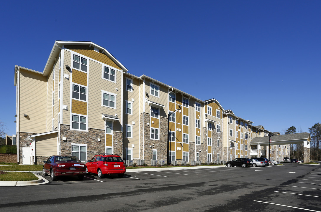 Huntington Spring in Wake Forest, NC - Building Photo