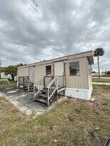 920 Boardwalk Ln, Unit 5404 in Cocoa, FL - Building Photo