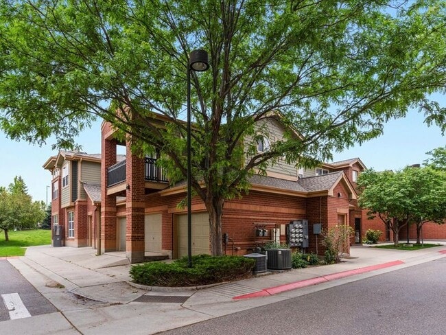 9633 E 5th Ave in Denver, CO - Building Photo - Building Photo