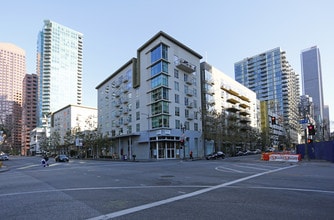 Market Loft Condos in Los Angeles, CA - Building Photo - Building Photo