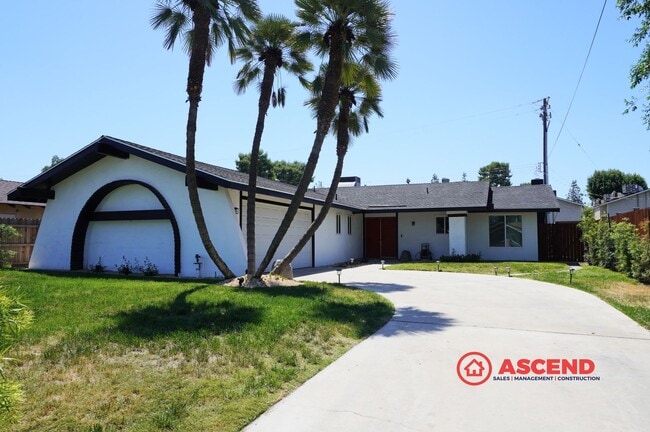 property at 2405 San Ramon Ct