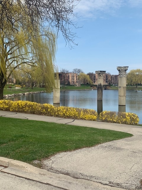 Countryside Apartments in Mount Prospect, IL - Foto de edificio - Building Photo