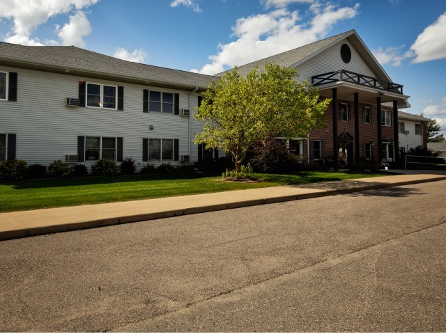 Deforest Williamstown Bay in Deforest, WI - Foto de edificio - Building Photo