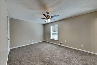 166 Kelly Ct in Dallas, GA - Building Photo - Building Photo