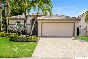 3746 Old Lighthouse Cir in Wellington, FL - Building Photo