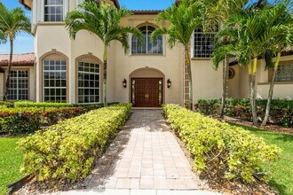 3250 Palm Beach Point Blvd in Wellington, FL - Building Photo - Building Photo
