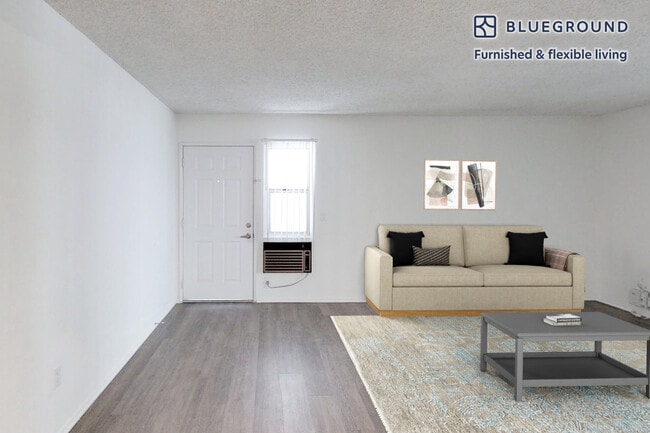 6700 Warner Ave in Huntington Beach, CA - Building Photo - Building Photo