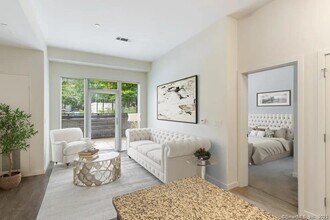120 Towne St in Stamford, CT - Building Photo - Building Photo