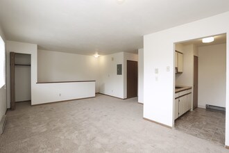 Oak Creek Apartments in Export, PA - Foto de edificio - Interior Photo