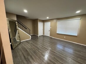 241 Cedarmere Cir in Owings Mills, MD - Building Photo - Building Photo