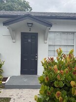 901 N J St, Unit 2 in Lake Worth Beach, FL - Building Photo