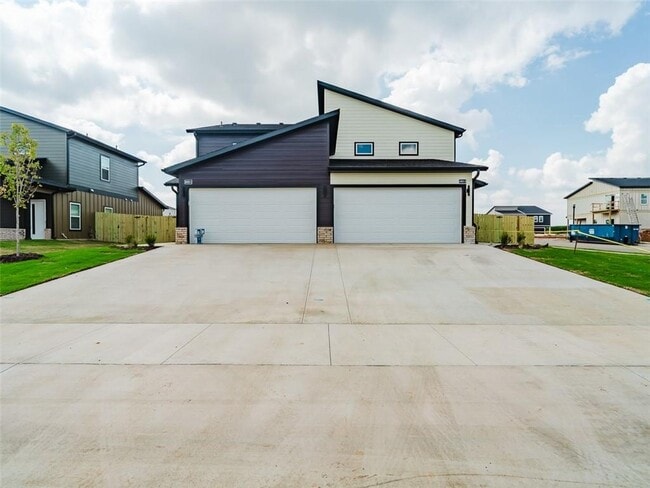 property at 1803 SW Casuarina Dr