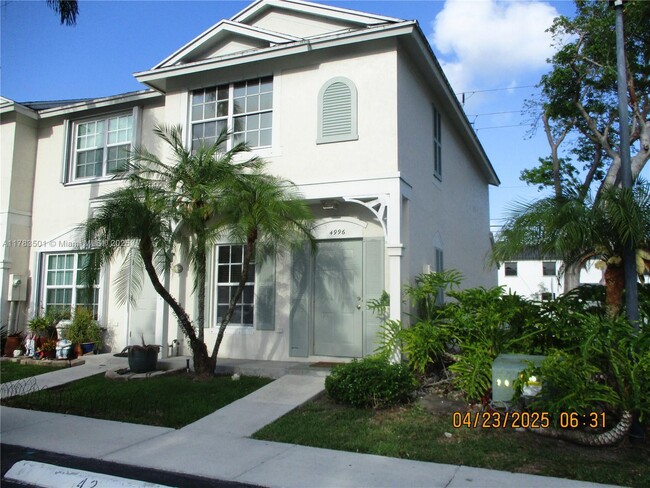 property at 4996 SW 31st Terrace