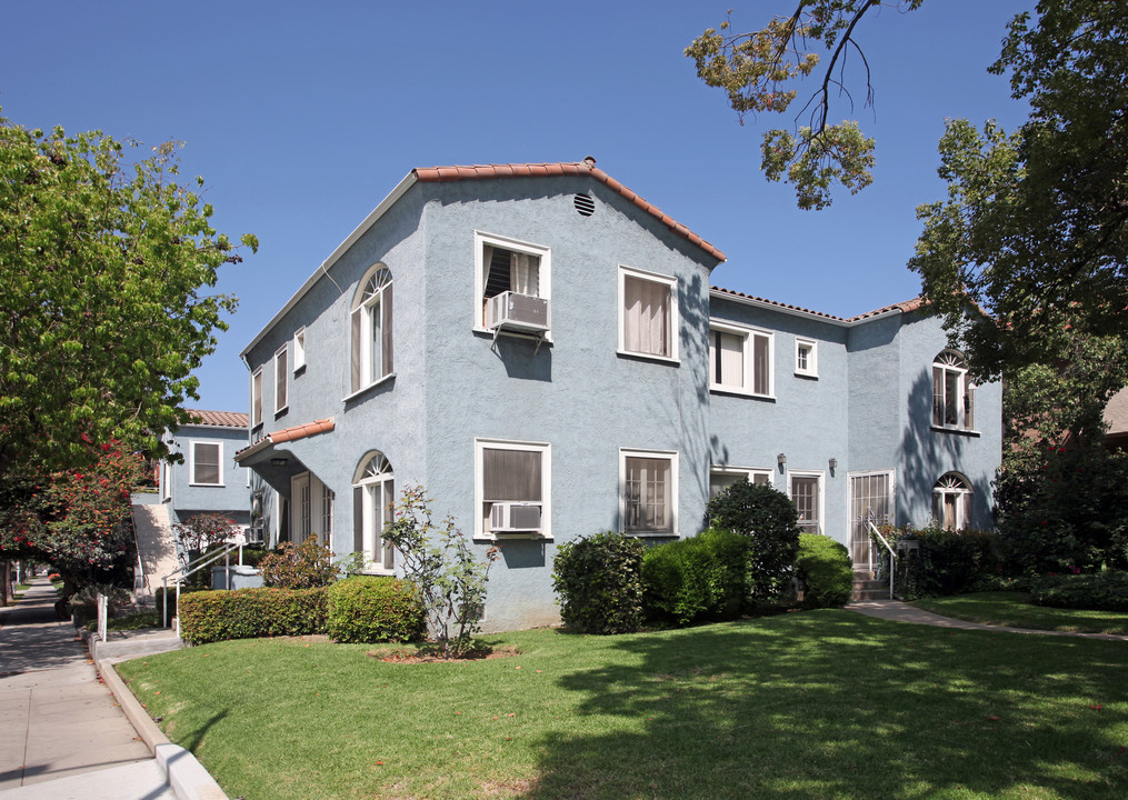 401-405 W Stocker St in Glendale, CA - Building Photo