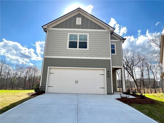 property at 114 Auburn Xing Wy