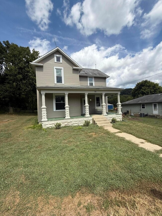 property at 1305 Lancaster-Kirkersville Rd NW