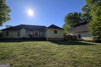 344 McKibben Dr in Locust Grove, GA - Building Photo - Building Photo