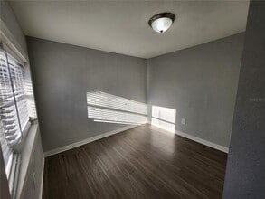 4611 N Hubert Ave in Tampa, FL - Building Photo - Building Photo