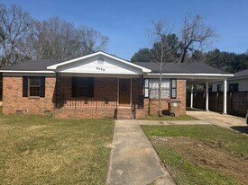 2306 Bullen St in Mobile, AL - Building Photo