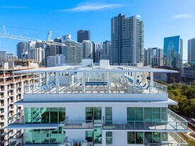 1600 SW 1st Ave, Unit 412 in Miami, FL - Building Photo