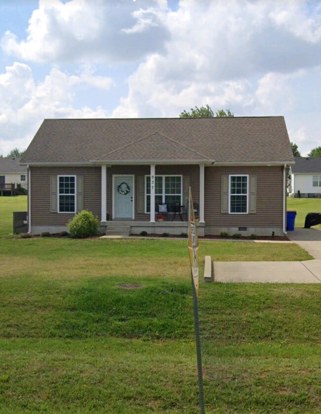 property at 937 W Madison St