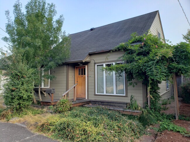 property at 1414 NW Polk Ave