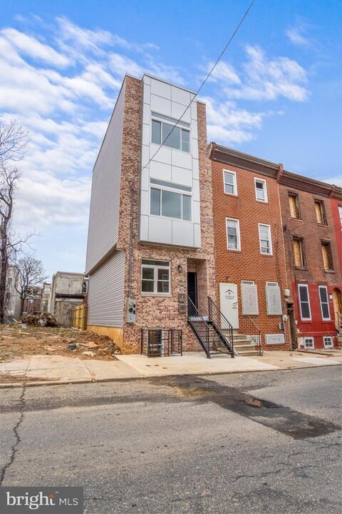 2139 N 9th St in Philadelphia, PA - Building Photo