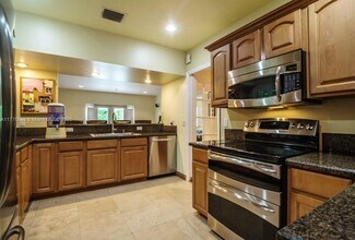 1237 Aduana Ave in Coral Gables, FL - Building Photo - Building Photo