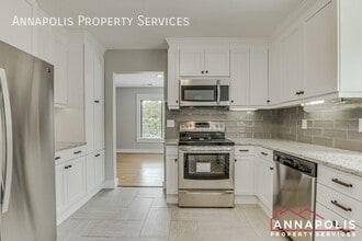 11 Spa Creek Landing in Annapolis, MD - Building Photo - Building Photo