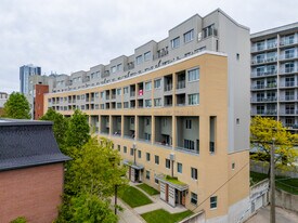 39 David St in Kitchener, ON - Building Photo