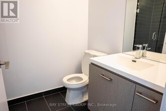 87-2987 Peter St in Toronto, ON - Building Photo - Building Photo