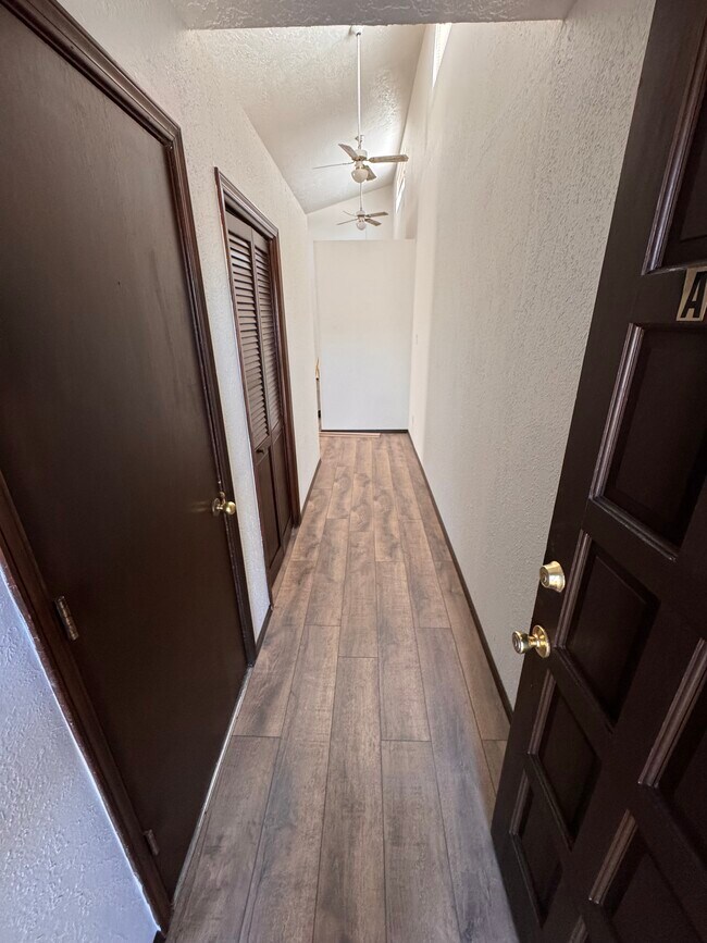 12204 Menaul Blvd NE, Unit 1 in Albuquerque, NM - Building Photo - Building Photo