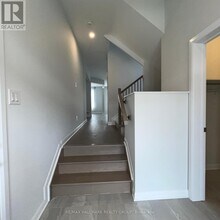 163 Invention Blvd in Ottawa, ON - Building Photo - Building Photo