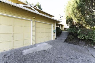 14712 SE 63rd St in Bellevue, WA - Building Photo - Building Photo