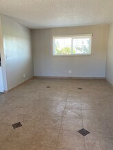 20202 Leadwell St, Unit 25 in Los Angeles, CA - Building Photo - Building Photo
