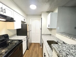 238 Afton Square in Altamonte Springs, FL - Building Photo - Building Photo