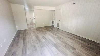 2560 Ladeara Crest Ln in Winston-Salem, NC - Building Photo - Building Photo