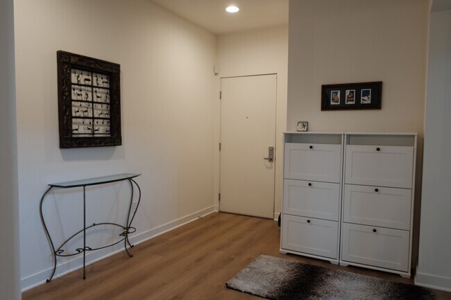 13045 Pacific Promenade, Unit 436 in Los Angeles, CA - Building Photo - Building Photo